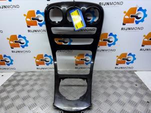 Gebruikte Middenconsoles Mercedes C Estate AMG (S205) C-63 AMG 4.0 V8 Biturbo Prijs € 49,99 Margeregeling aangeboden door Autodemontage Rijnmond BV