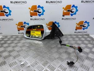 Gebruikte Spiegel Buiten links Audi A5 (8T3) 2.0 TDI 16V Prijs € 120,99 Inclusief btw aangeboden door Autodemontage Rijnmond BV