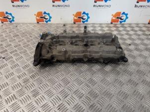 Gebruikte Kleppendeksel Renault Grand Scénic III (JZ) 1.4 16V TCe 130 Prijs € 65,00 Margeregeling aangeboden door Autodemontage Rijnmond BV