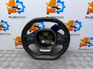 Gebruikte Stuurwiel Peugeot 208 II (UB/UH/UP) 1.2 Vti 12V PureTech 100 Prijs € 90,00 Inclusief btw aangeboden door Autodemontage Rijnmond BV