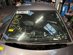 Gebruikte Voorruit Toyota Yaris III (P13) 1.33 16V Dual VVT-I Prijs € 181,50 Inclusief btw aangeboden door Autodemontage Rijnmond BV