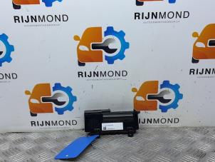 Gebruikte Bluetooth module Peugeot 208 II (UB/UH/UP) 1.2 Vti 12V PureTech 100 Prijs € 24,19 Inclusief btw aangeboden door Autodemontage Rijnmond BV