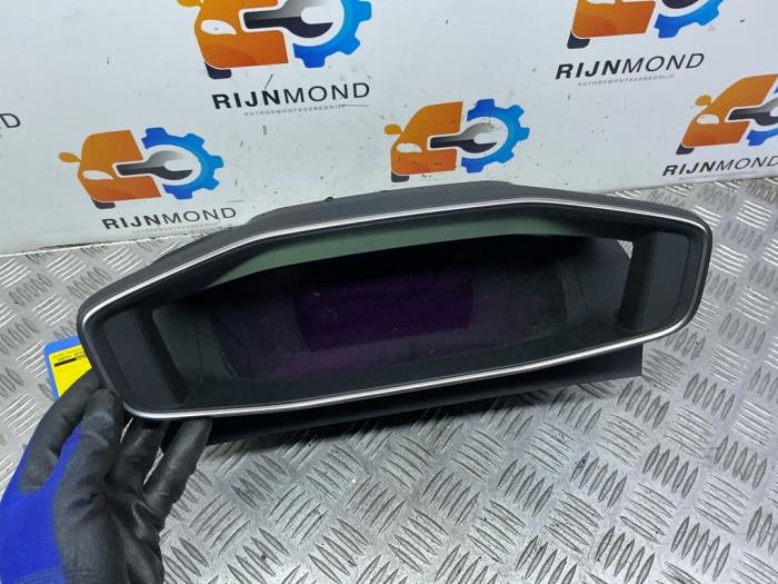 Kilometerteller KM van een Peugeot 208 II (UB/UH/UP) 1.2 Vti 12V PureTech 100 2020