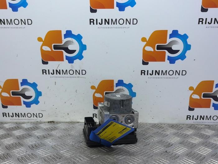 Gebruikte ABS Pomp Peugeot 208 II (UB/UH/UP) 1.2 Vti 12V PureTech 100 Prijs € 181,49 Inclusief btw aangeboden door Autodemontage Rijnmond BV