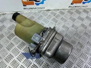 Gebruikte Stuurpomp Volvo V50 (MW) 2.0 D 16V Prijs € 49,99 Margeregeling aangeboden door Autodemontage Rijnmond BV