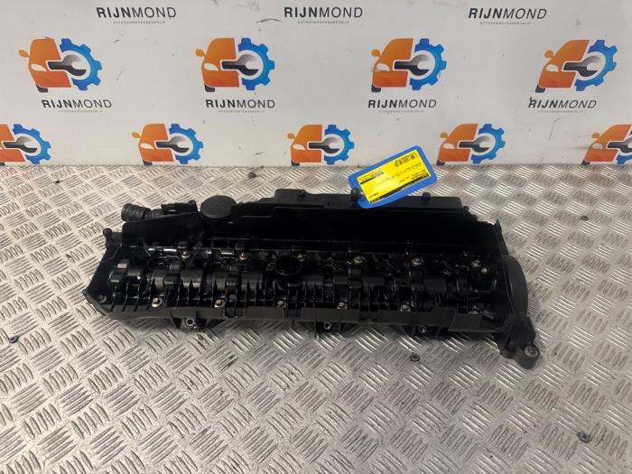 Gebruikte Kleppendeksel BMW 5 serie (G30) 530d 3.0 TwinPower Turbo 24V Prijs op aanvraag aangeboden door Autodemontage Rijnmond BV
