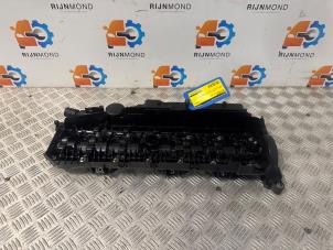 Gebruikte Kleppendeksel BMW 5 serie (G30) 530d 3.0 TwinPower Turbo 24V Prijs op aanvraag aangeboden door Autodemontage Rijnmond BV