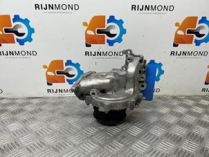 Gebruikte Waterpomp Mercedes E (W213) E-220d 2.0 Turbo 16V Prijs € 36,29 Inclusief btw aangeboden door Autodemontage Rijnmond BV