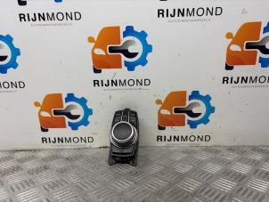 Gebruikte I-Drive knop BMW 2 serie Active Tourer (F45) 220i 2.0 TwinPower Turbo 16V Prijs € 120,99 Inclusief btw aangeboden door Autodemontage Rijnmond BV