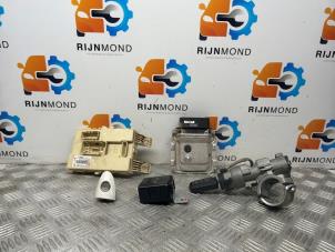 Gebruikte Contactslot + computer Kia Picanto (TA) 1.0 12V Prijs op aanvraag aangeboden door Autodemontage Rijnmond BV