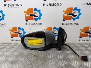 Gebruikte Buitenspiegel links Volkswagen Polo VI (AW1) 1.0 TSI 12V Prijs € 174,99 Margeregeling aangeboden door Autodemontage Rijnmond BV