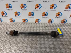 Gebruikte Homokineetas rechts-voor Volkswagen Polo VI (AW1) 1.0 TSI 12V Prijs op aanvraag aangeboden door Autodemontage Rijnmond BV