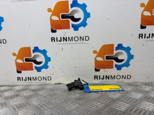 Gebruikte Map Sensor (inlaatspruitstuk) Ford Focus 3 1.0 Ti-VCT EcoBoost 12V 100 Prijs € 12,09 Inclusief btw aangeboden door Autodemontage Rijnmond BV