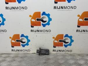 Gebruikte Luchtmassameter BMW 2 serie Active Tourer (F45) 220i 2.0 TwinPower Turbo 16V Prijs € 24,19 Inclusief btw aangeboden door Autodemontage Rijnmond BV