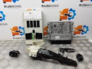 Gebruikte Contactslot + computer BMW 2 serie Active Tourer (F45) 220i 2.0 TwinPower Turbo 16V Prijs op aanvraag aangeboden door Autodemontage Rijnmond BV