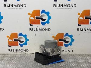 Gebruikte ABS Pomp BMW 2 serie Active Tourer (F45) 220i 2.0 TwinPower Turbo 16V Prijs op aanvraag aangeboden door Autodemontage Rijnmond BV