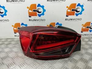 Gebruikte Achterlicht links Seat Ibiza V (KJB) 1.0 TSI 12V Prijs € 174,99 Margeregeling aangeboden door Autodemontage Rijnmond BV