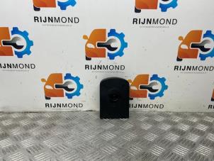 Gebruikte Telefoon Module Ford Focus 3 1.0 Ti-VCT EcoBoost 12V 100 Prijs € 99,99 Margeregeling aangeboden door Autodemontage Rijnmond BV