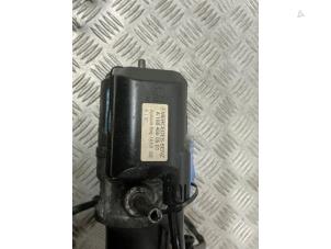 Gebruikte Servopomp Mercedes A (W168) 1.4 A-140 Prijs € 49,99 Margeregeling aangeboden door Autodemontage Rijnmond BV