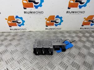 Gebruikte Start/Stop computer Peugeot Expert (V1/VA/VB/VE/VF/VT/VY) 2.0 Blue HDi 120 16V Prijs € 124,99 Margeregeling aangeboden door Autodemontage Rijnmond BV