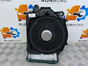 Gebruikte Luidspreker BMW 5 serie (G30) 520e 2.0 Turbo 16V Prijs € 49,99 Margeregeling aangeboden door Autodemontage Rijnmond BV