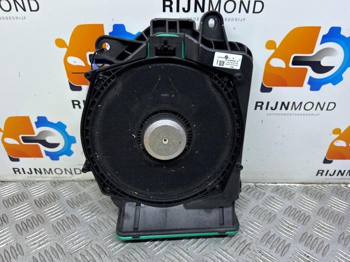 Gebruikte Luidspreker BMW 5 serie (G30) 520e 2.0 Turbo 16V Prijs € 49,99 Margeregeling aangeboden door Autodemontage Rijnmond BV