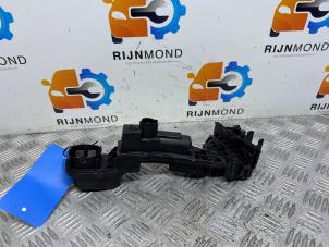 Gebruikte Diversen BMW 5 serie (G30) 520e 2.0 Turbo 16V Prijs € 19,99 Margeregeling aangeboden door Autodemontage Rijnmond BV