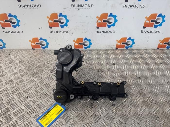 Gebruikte Kleppendeksel Opel Crossland (X) 1.2 Turbo 12V Prijs op aanvraag aangeboden door Autodemontage Rijnmond BV