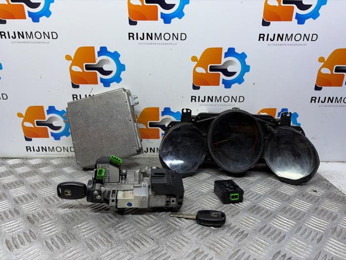 Gebruikte Kontaktslot + computer Honda Jazz (GD/GE2/GE3) 1.3 i-Dsi Prijs € 149,99 Margeregeling aangeboden door Autodemontage Rijnmond BV