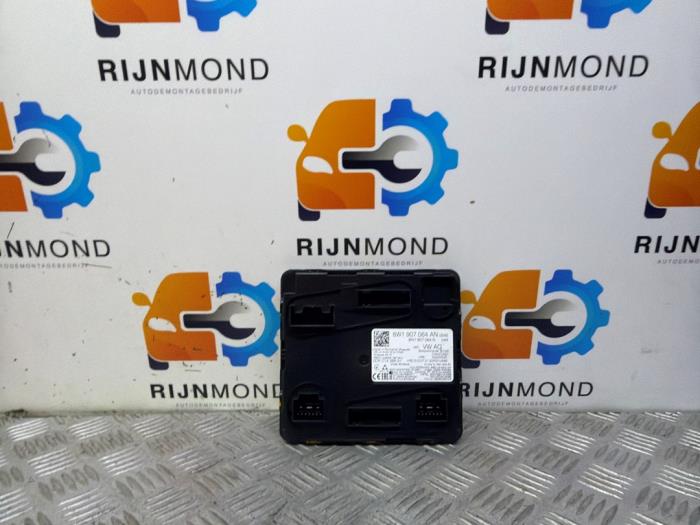 Gebruikte Bodycontrol Module Audi A4 Avant (B9) 2.0 45 TFSI Mild hybrid 16V Quattro Prijs € 74,99 Margeregeling aangeboden door Autodemontage Rijnmond BV