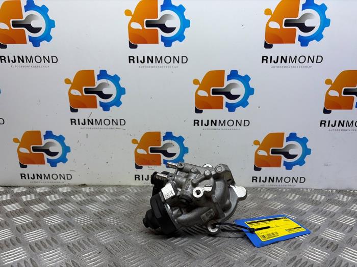 Gebruikte Brandstofpomp Mechanisch BMW 3 serie Touring (F31) 316d 2.0 16V Prijs € 199,99 Margeregeling aangeboden door Autodemontage Rijnmond BV