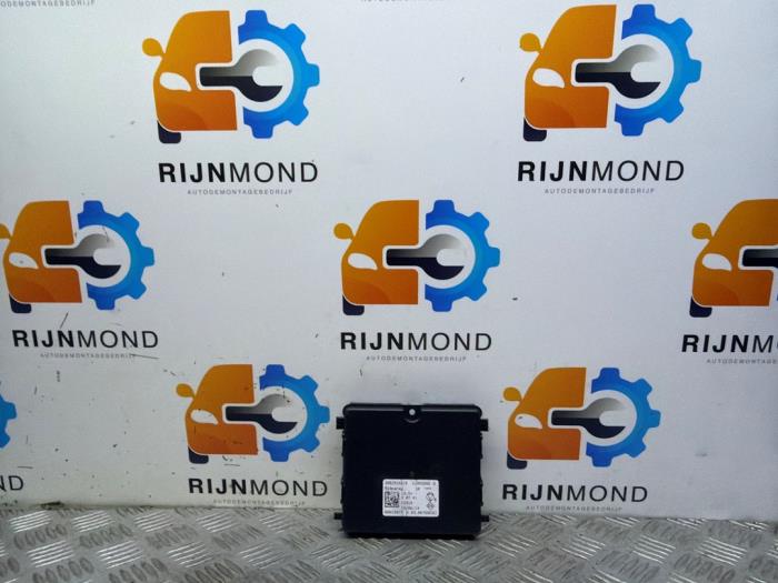 Gebruikte Module climatronic Renault Zoé (AG) 46kW Prijs € 69,99 Margeregeling aangeboden door Autodemontage Rijnmond BV