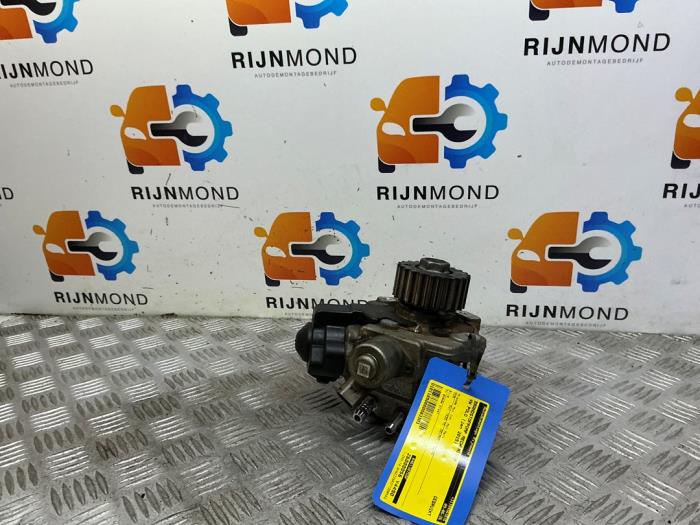 Gebruikte Brandstofpomp Mechanisch Volkswagen Polo V (6R) 1.4 TDI DPF BlueMotion technology Prijs € 399,99 Margeregeling aangeboden door Autodemontage Rijnmond BV