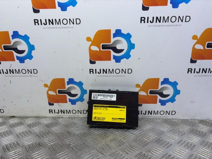 Gebruikte Module Bodycontrol Renault Clio III (BR/CR) 1.6 16V Prijs € 19,99 Margeregeling aangeboden door Autodemontage Rijnmond BV