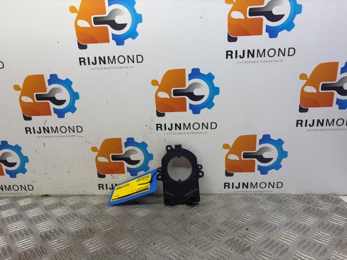Gebruikte Gier sensor Renault Megane IV Estate (RFBK) 1.5 Energy dCi 110 Prijs € 14,99 Margeregeling aangeboden door Autodemontage Rijnmond BV