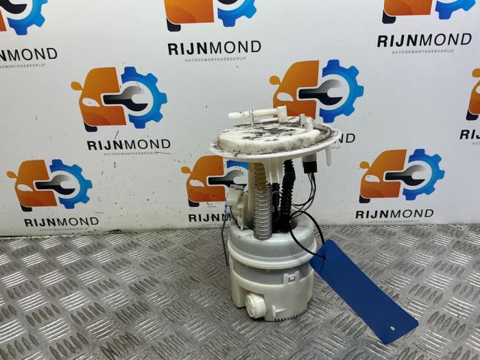 Gebruikte Tank element Pomp Citroen C3 (SC) 1.4 16V VTi Prijs € 29,99 Margeregeling aangeboden door Autodemontage Rijnmond BV