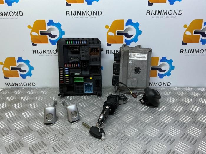 Kontaktslot + computer Peugeot 208 I (CA/CC/CK/CL), 2012 / 2019 1.2 Vti 12V PureTech 82, Hatchback, Benzine, 1.199cc, 60kW (82pk), FWD, EB2F; HMZ, 2012-03 / 2019-12, CAHMZ; CCHMZ (Gebruikt)