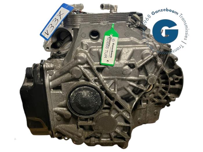 Versnellingsbak van een Volkswagen Tiguan (AD1) 2.0 TSI 16V 4Motion 2023