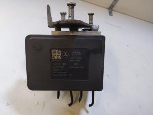 Gebruikte ABS Pomp Mercedes C (W205) C-220 2.2 CDI BlueTEC, C-220 d 16V Prijs € 74,00 Margeregeling aangeboden door Autodemontage VDW