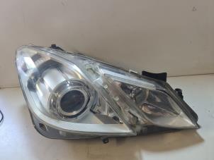 Gebruikte Rechter Koplamp Mercedes E (C207) E-220 CDI 16V BlueEfficiency Prijs € 500,00 Margeregeling aangeboden door Autodemontage VDW