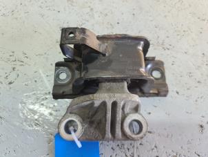 Gebruikte Motorrubber Opel Corsa D 1.4 16V Twinport Prijs € 14,00 Margeregeling aangeboden door Autodemontage VDW