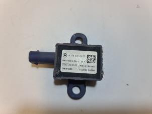 Gebruikte Airbag Sensor Mercedes A (W176) 1.6 A-180 16V Prijs € 18,00 Margeregeling aangeboden door Autodemontage VDW