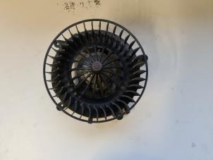 Gebruikte Chaufage Ventilatiemotor Mercedes E-Klasse Prijs € 26,00 Margeregeling aangeboden door Autodemontage VDW
