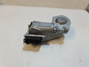 Gebruikte Stuurslot Mercedes Sprinter 3,5t (906.73) 313 CDI 16V Prijs € 56,00 Margeregeling aangeboden door Autodemontage VDW