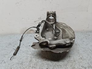Gebruikte Wielnaaf voor BMW 3 serie (E93) 320i 16V Prijs € 50,00 Margeregeling aangeboden door Autodemontage VDW
