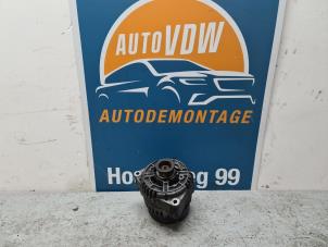 Gebruikte Dynamo Mercedes S (W220) 5.0 S-500 V8 24V Prijs € 60,00 Margeregeling aangeboden door Autodemontage VDW