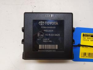Gebruikte PDC Module Toyota Yaris III (P13) 1.33 16V Dual VVT-I Prijs € 60,00 Margeregeling aangeboden door Autodemontage VDW