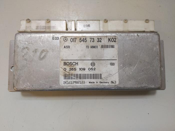 ABS Computer van een Mercedes-Benz E (W210) 2.4 E-240 V6 18V 2000