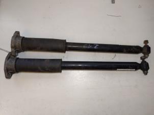 Gebruikte Schokbreker set Mercedes E (W213) E-220d 2.0 Turbo 16V Prijs € 37,00 Margeregeling aangeboden door Autodemontage VDW