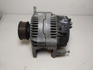 Gebruikte Dynamo Volkswagen Transporter/Caravelle T4 2.4 D Prijs € 37,00 Margeregeling aangeboden door Autodemontage VDW